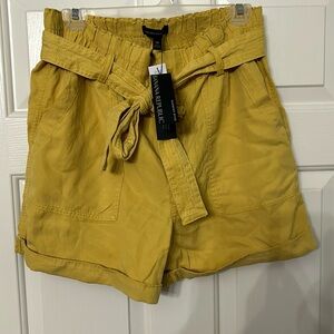 Banana Republic Paper Bag Shorts, size 10